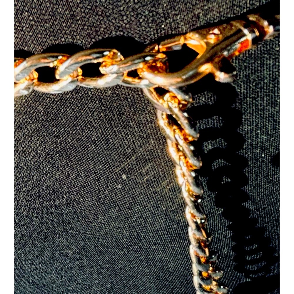 Gold Chain-link Belt cinched style- add structure with large gold band - Picture 2 of 8
